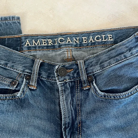 American Eagle Original Straight Jeans, Classic Denim, 100% Cotton, Size 28 - Picture 2 of 4